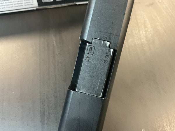 Pre Owned - Umarex Glock 19 Gen4 & 2 Extra Magazines